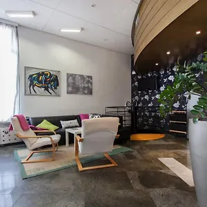  Apartment Center 25